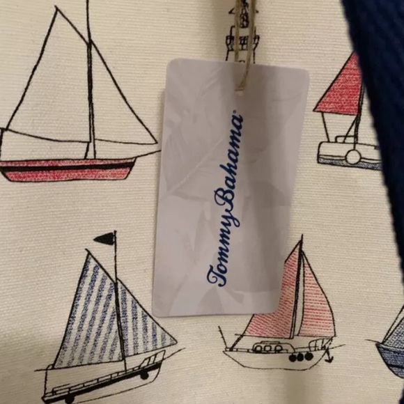 NWT Tommy Bahamas Canvas Tote with Sailboats - Picture 3 of 5